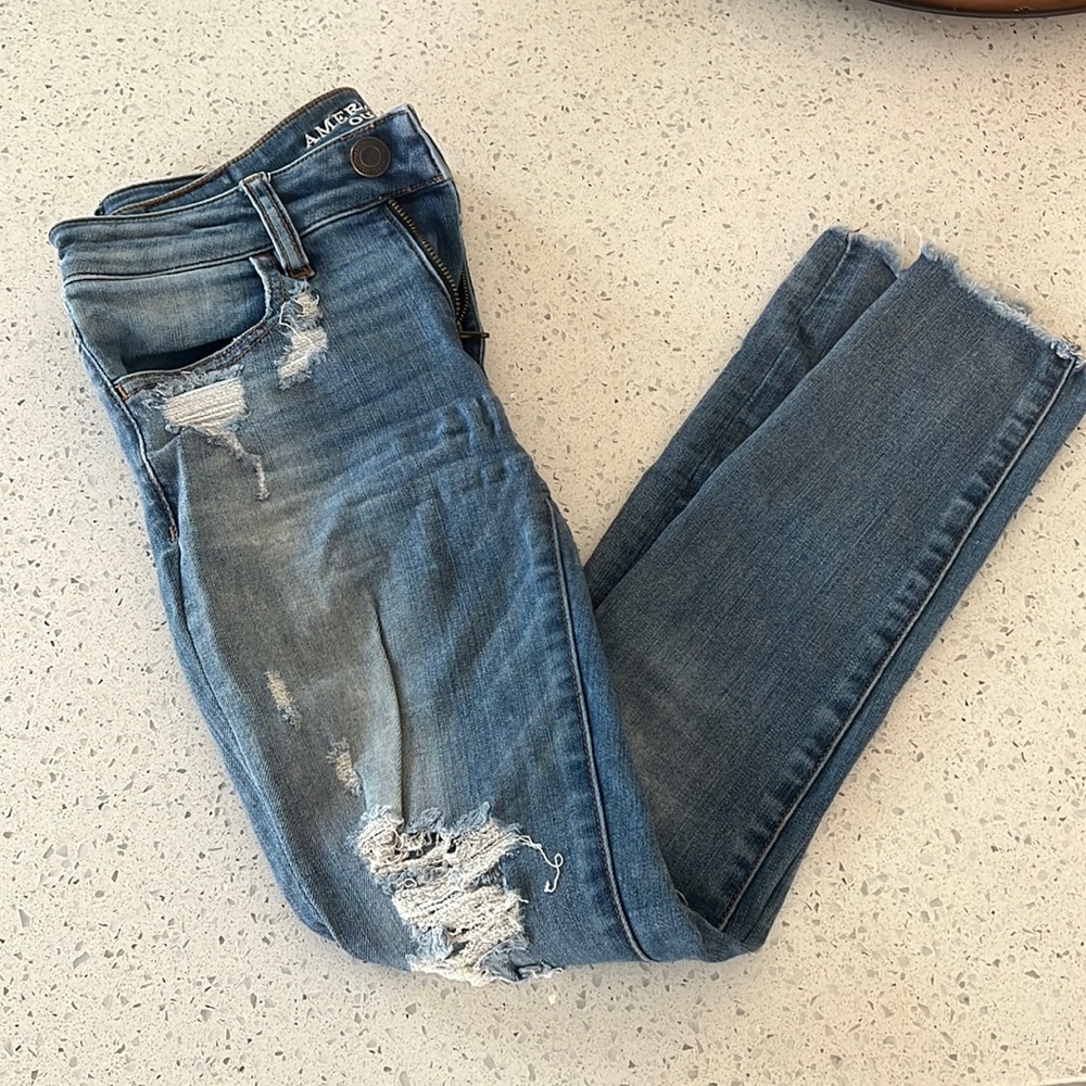 AEO Ripped Skinny Jeans